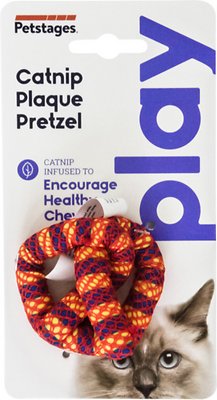 pretzel shaped dental chew toy